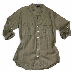 Black Label by C'est Toi Women's Green Button Down Shirt